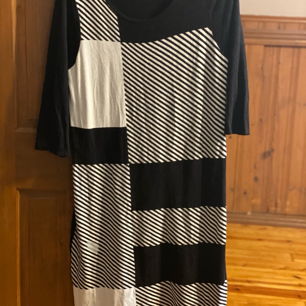 Women’s dress